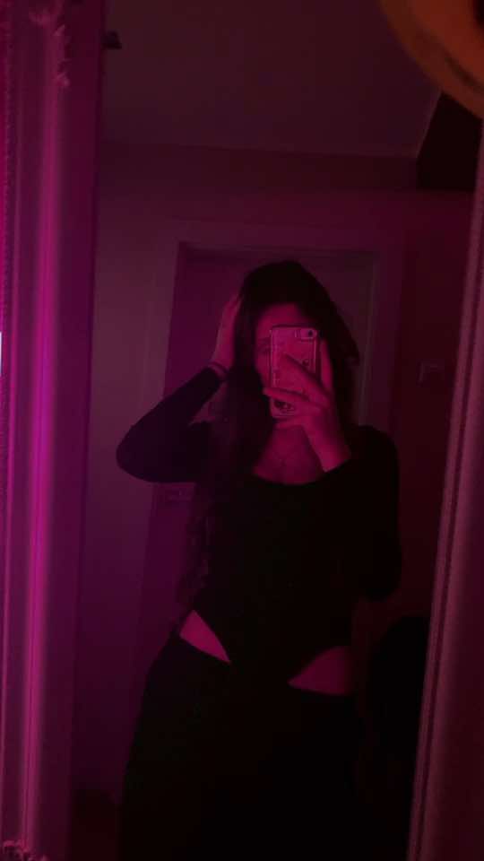 @🎧🦋Nelcia🦋🎧
