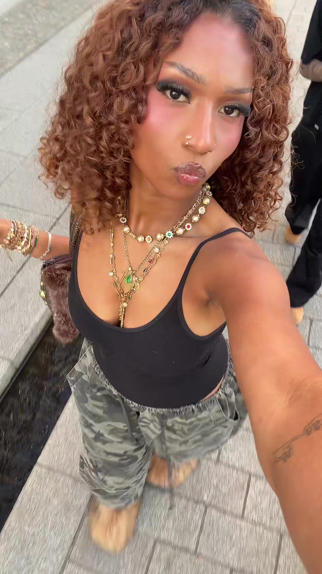 @Tissya
