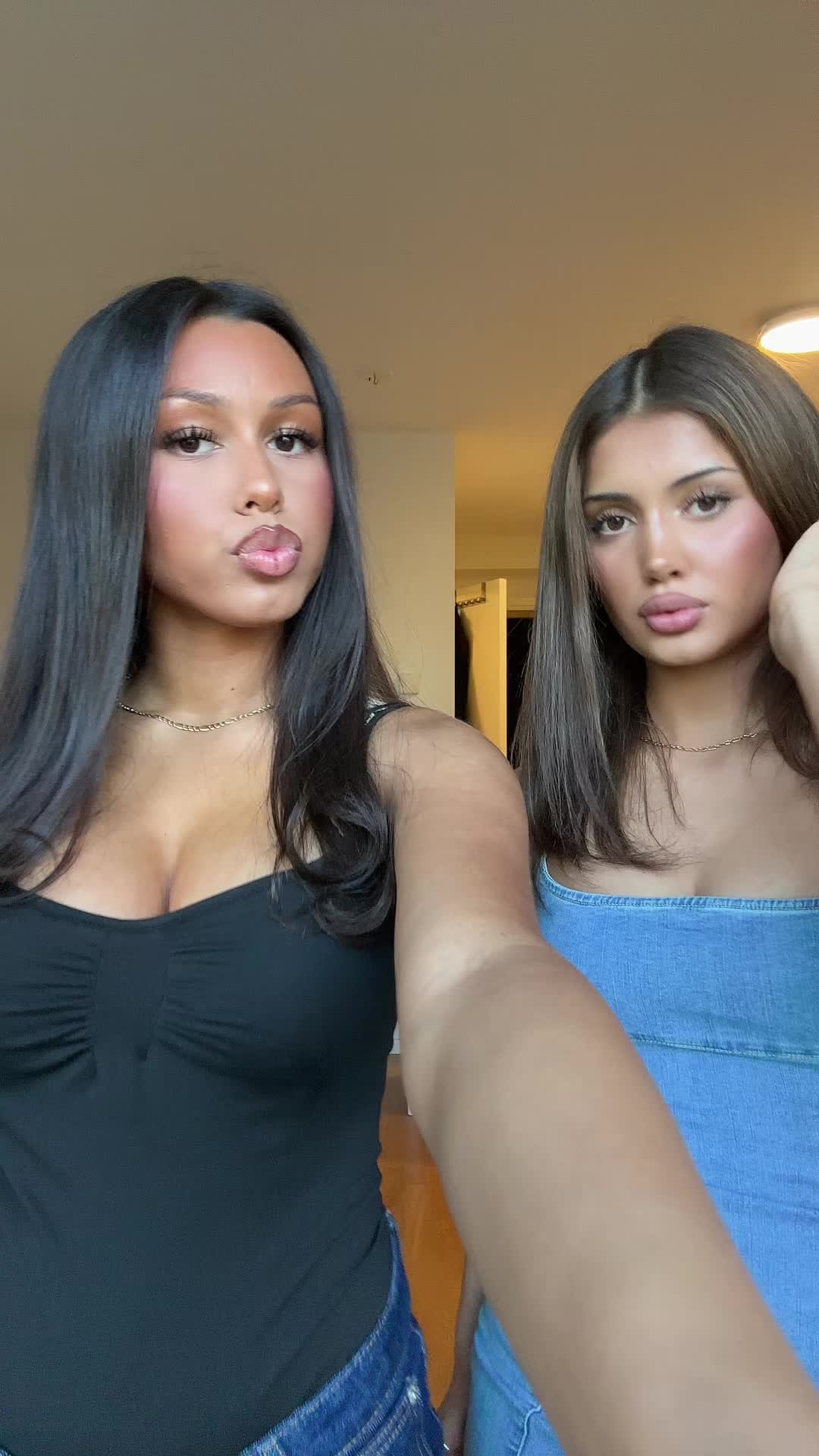@Monaa