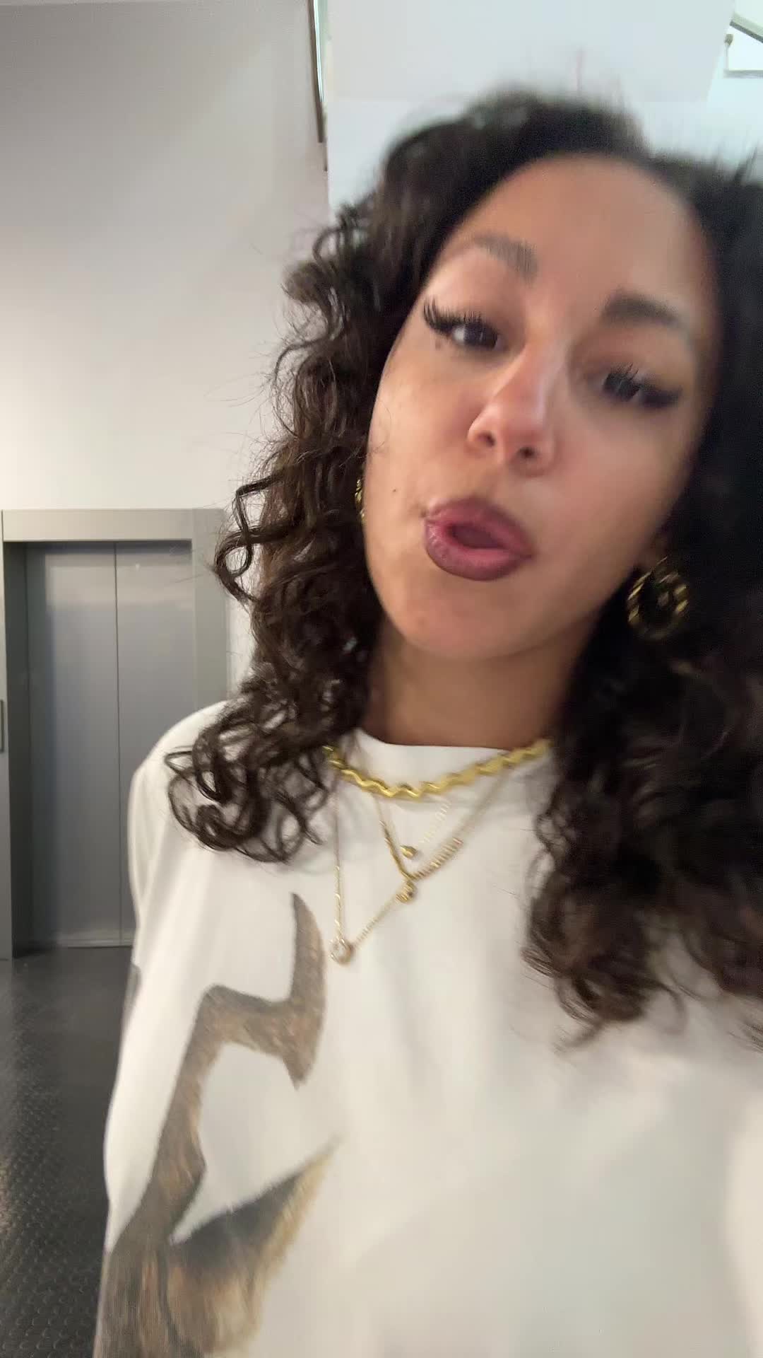 @zamyra🇨🇺
