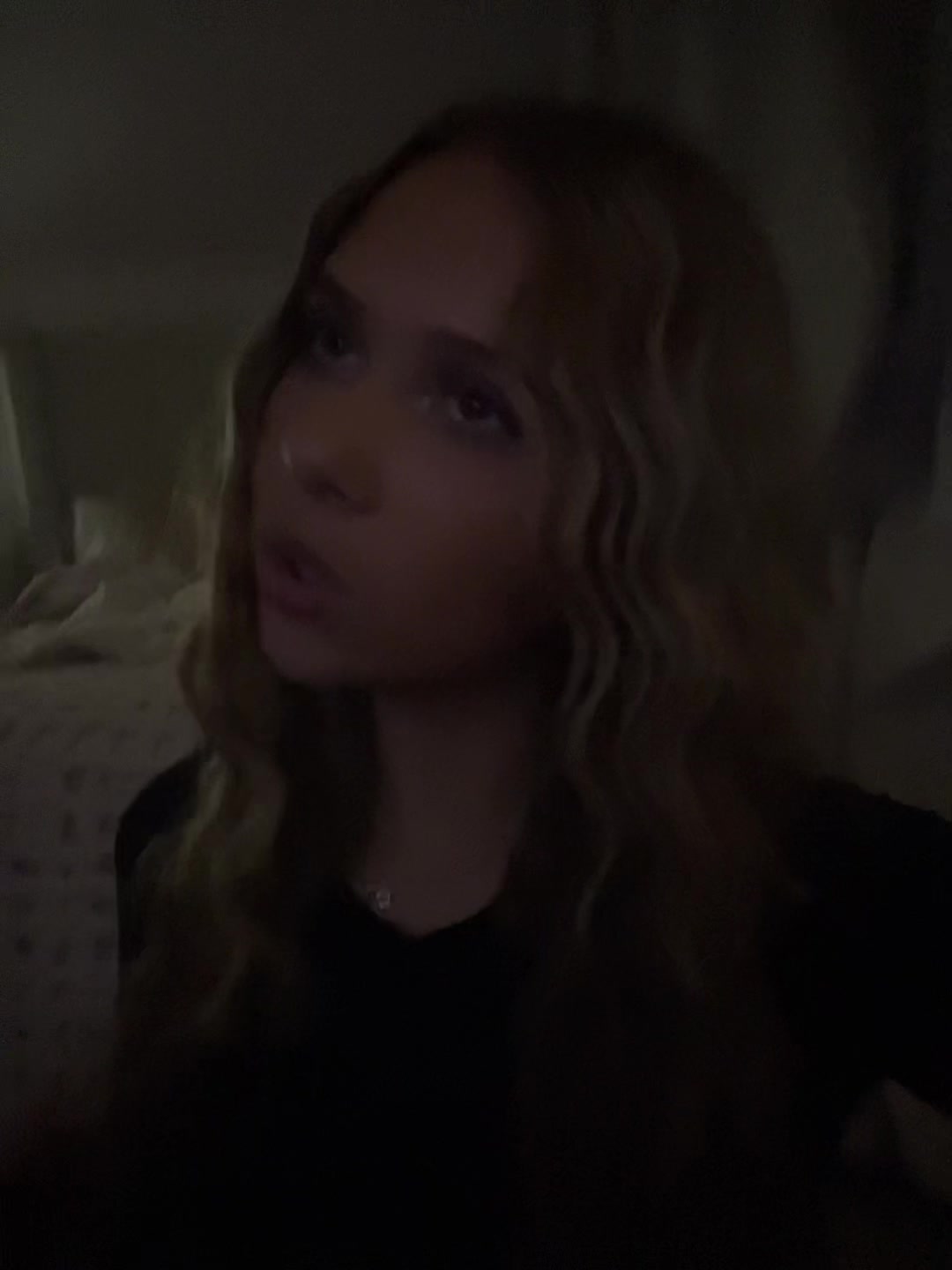 @𝐞𝐥𝐥𝐚 𝐩𝐞𝐚𝐫𝐥🤍