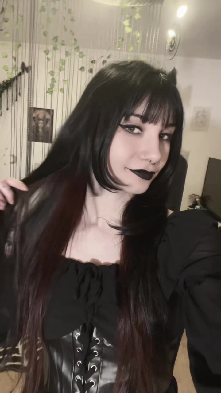 @🌑 Alina | Gothic &bull; Alt Girl