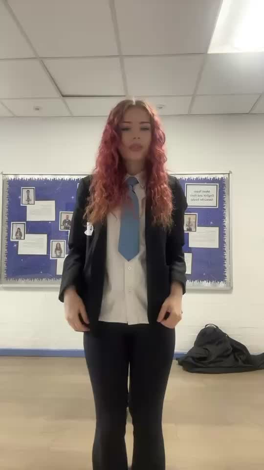 @bonnie🕸️.