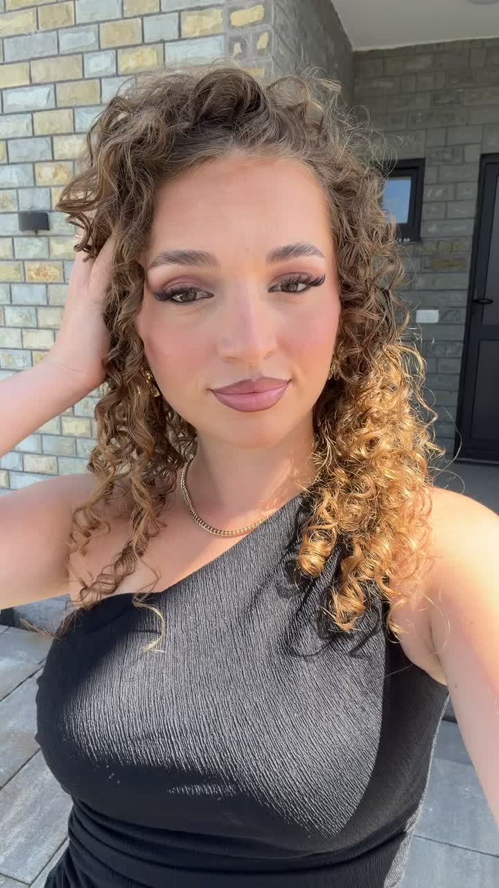 @anitaa