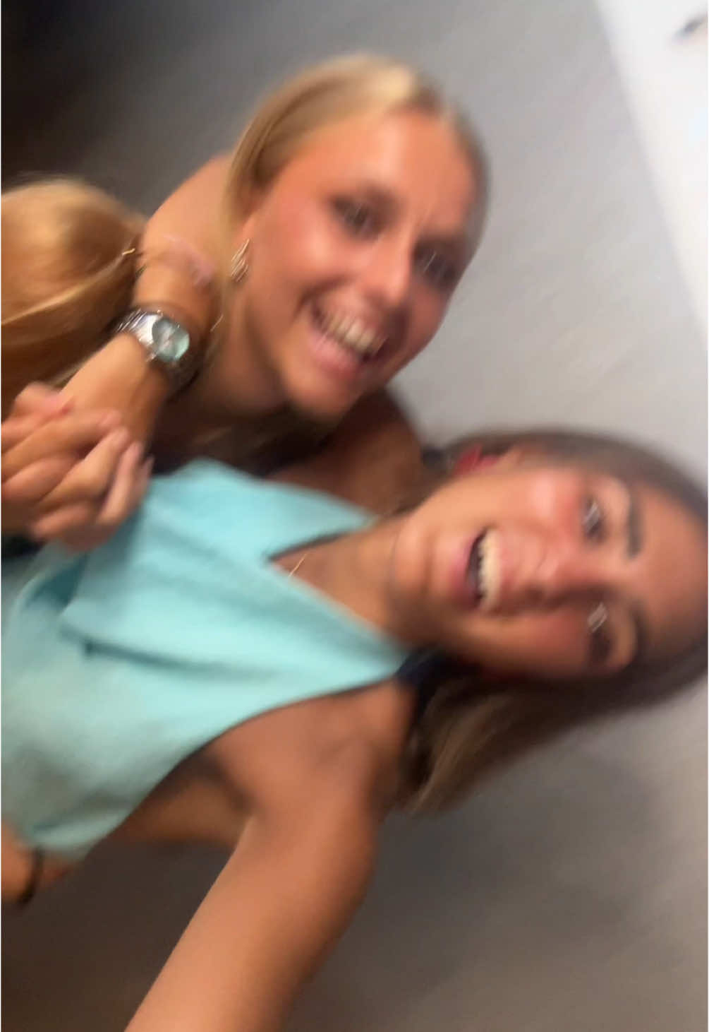 @gabrielaarauz