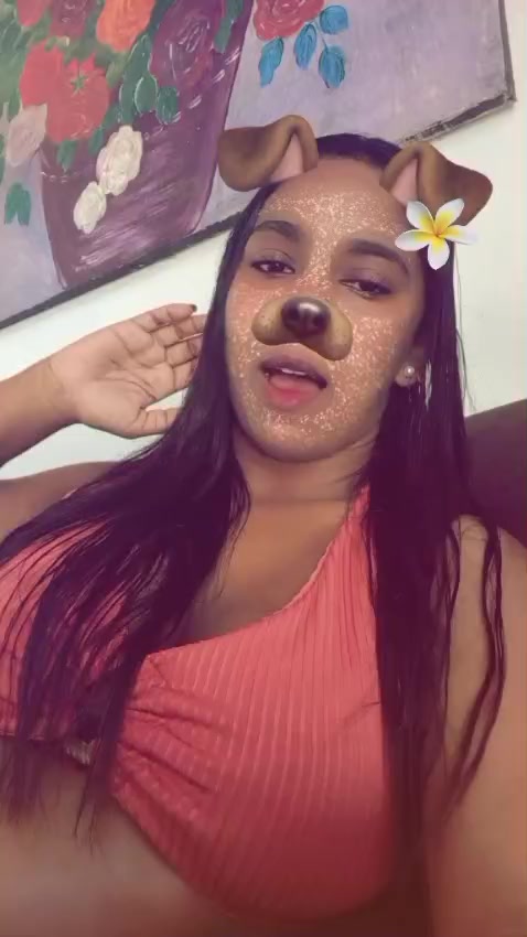 @scarlett_Estefane