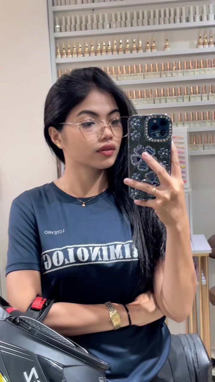 @M&aelig;m Sezi