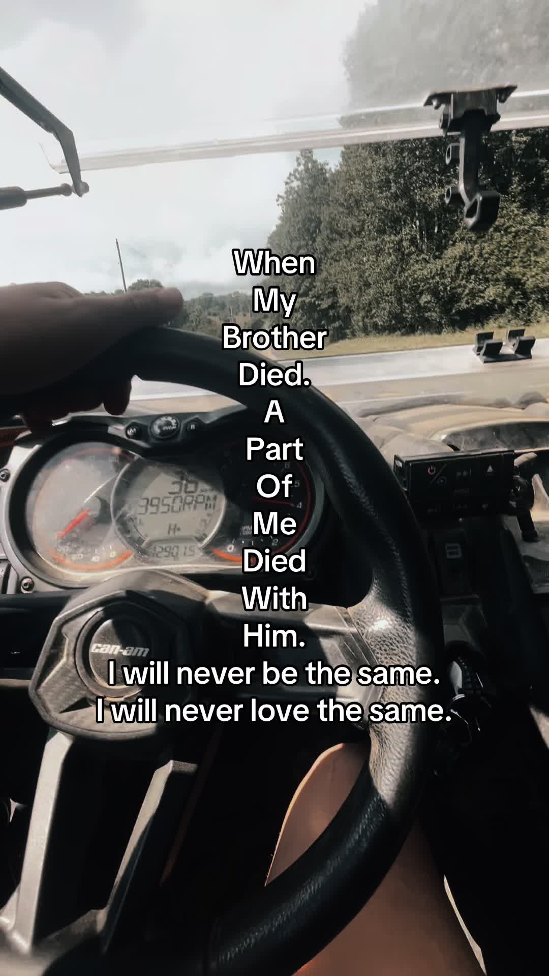 @Em🤍