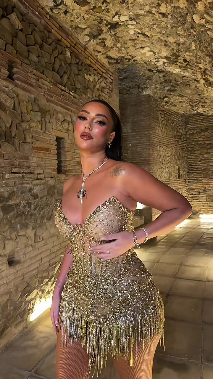 @Ronela Hajati