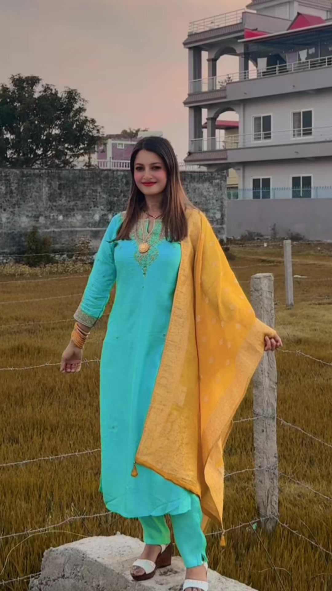 @Koirala neelu