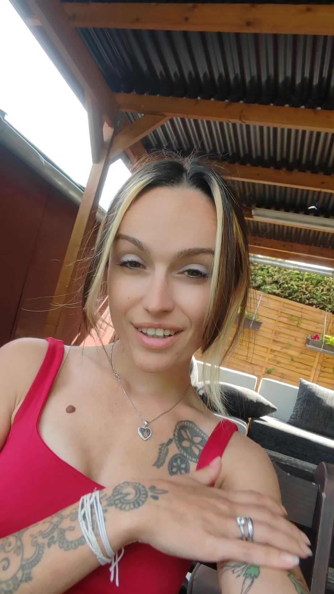 @Marie Oláhová