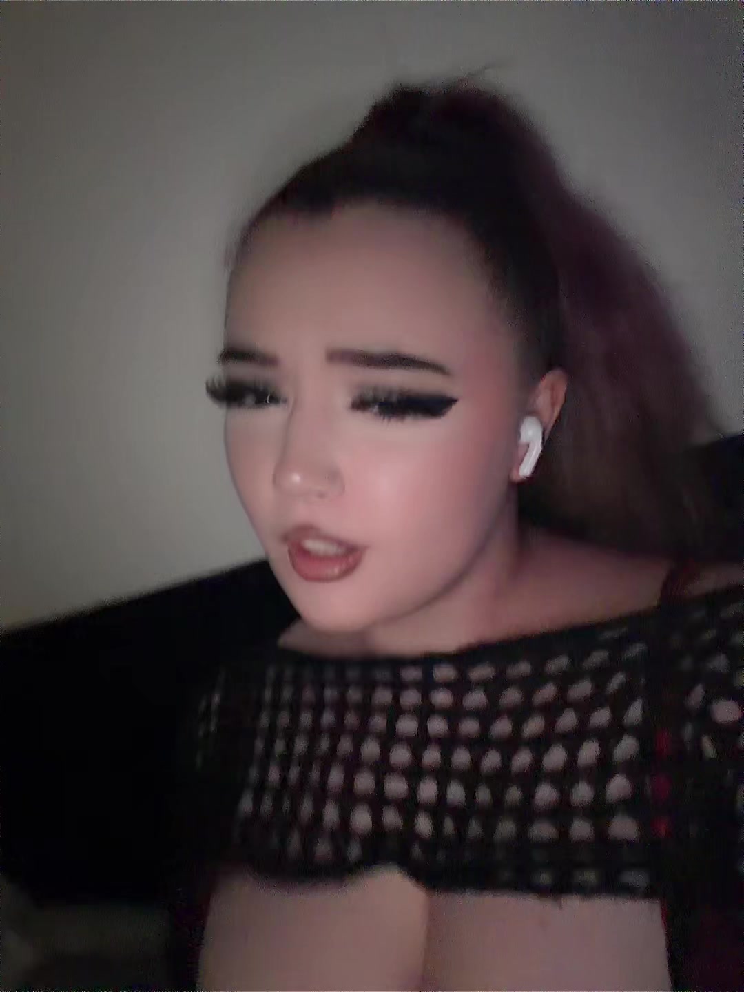 @𝐂𝐡𝐥𝐨𝐞 ꨄ︎