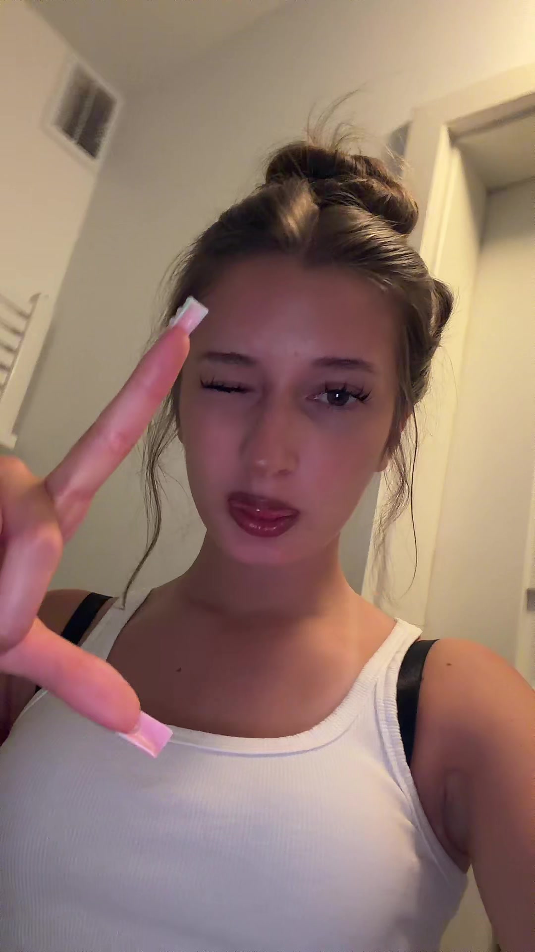 @zuziash1tpost