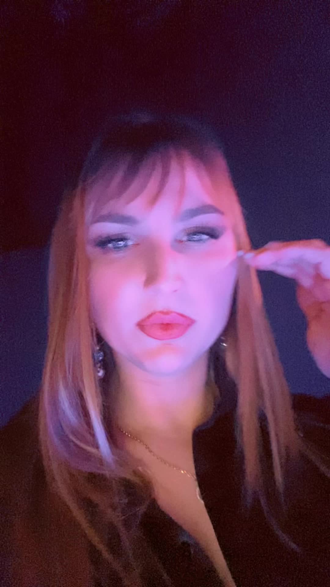 @Aline_Sun