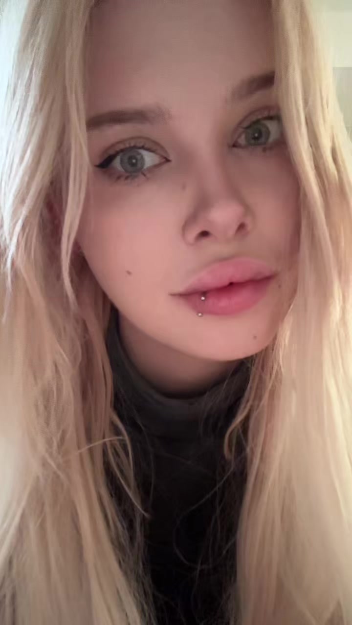 @твич oblizala