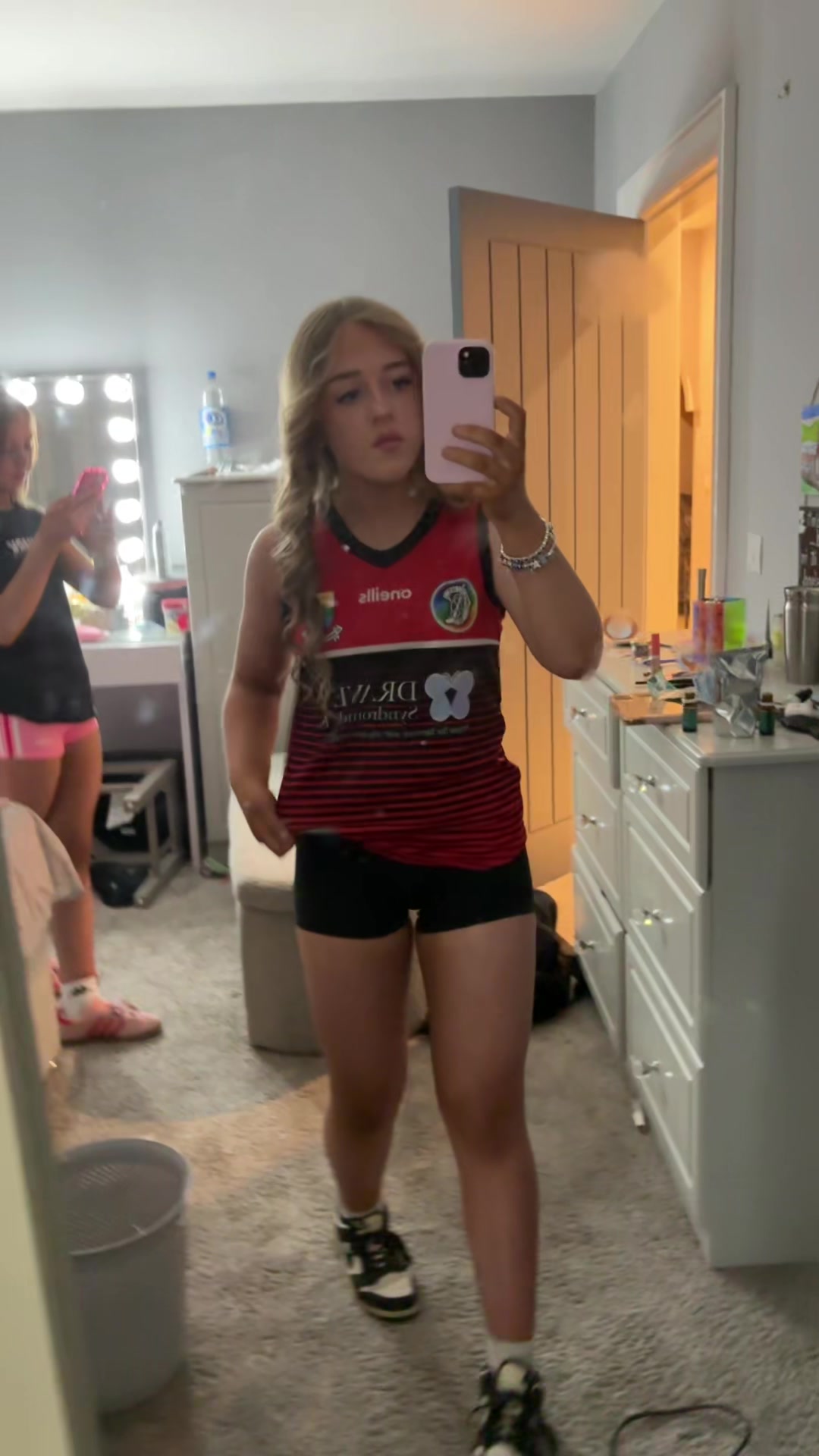 @ainemcxx0