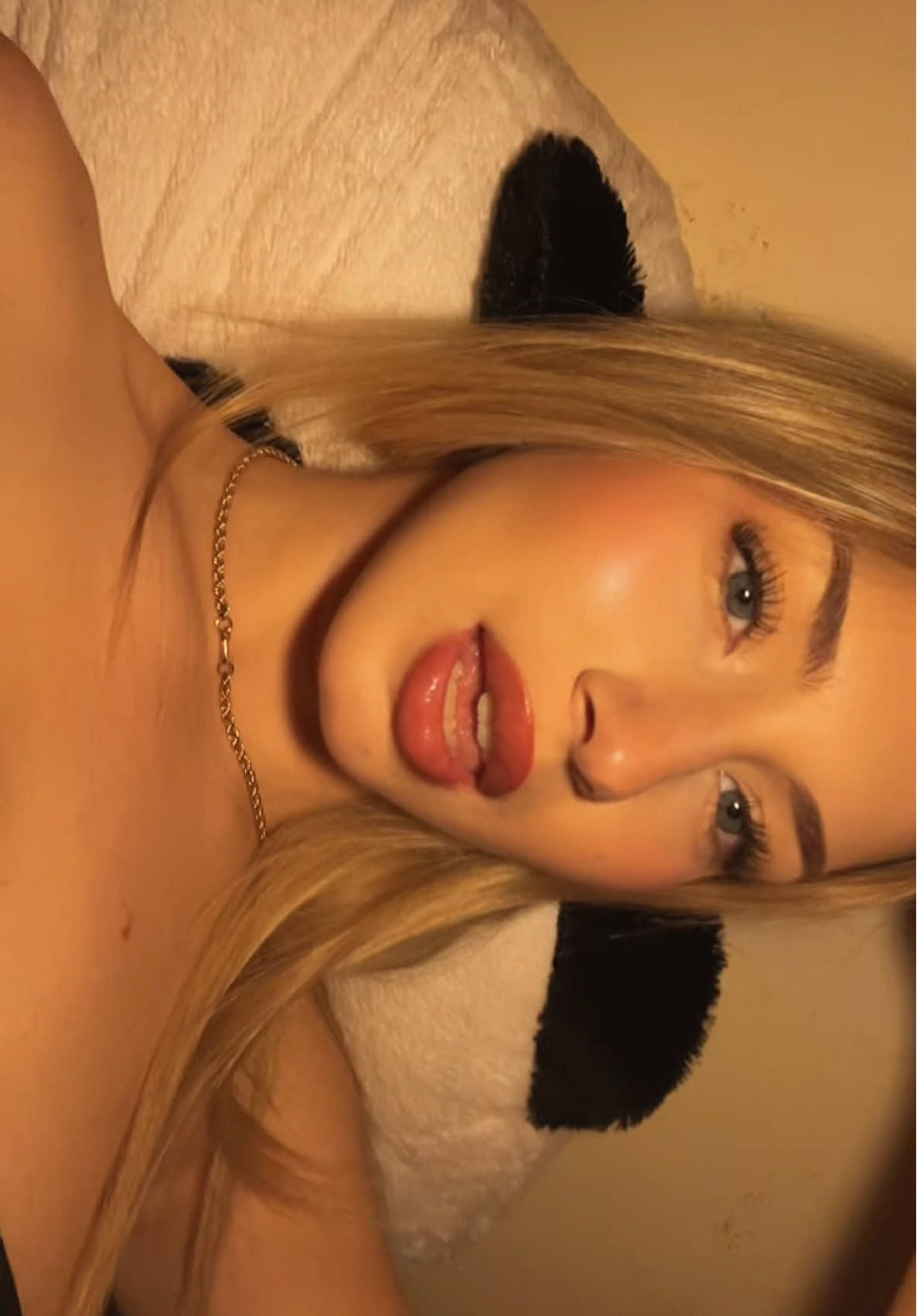 @𝐍𝐚𝐲𝐚