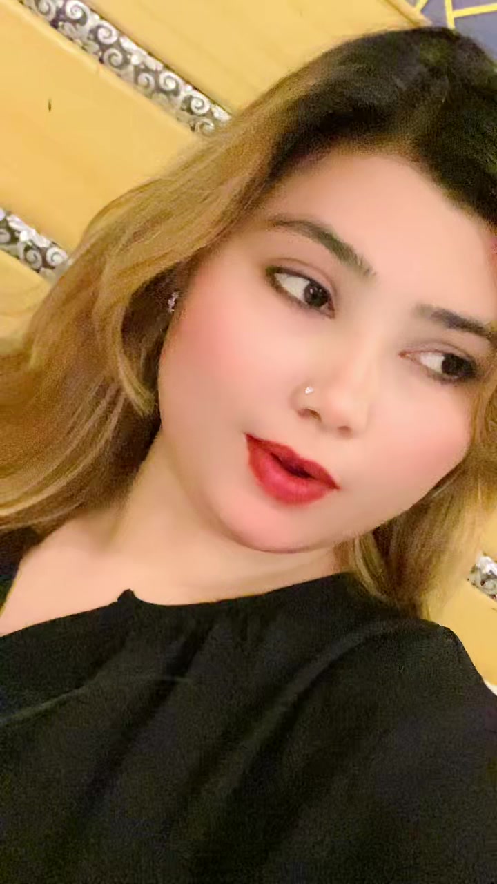@aroojkhansm