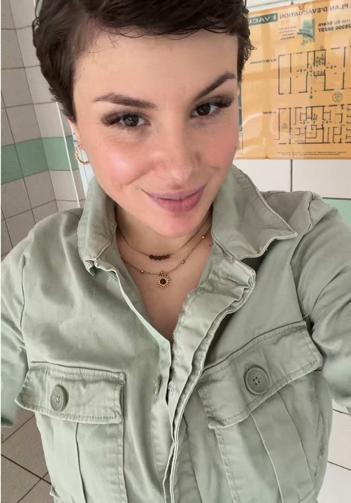 @julialhostisremy