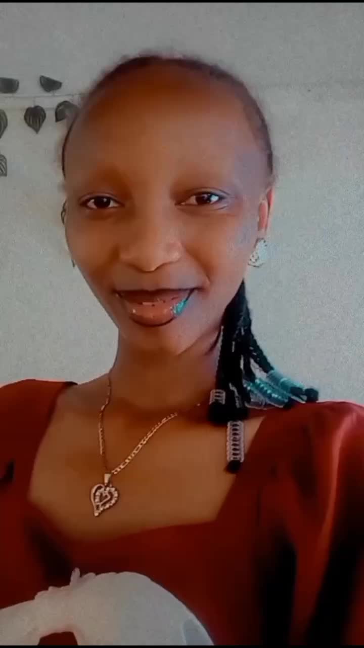 @🥰 Wangechi
