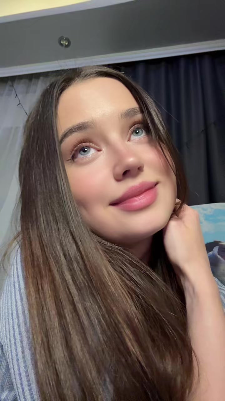 @Victoria🌸