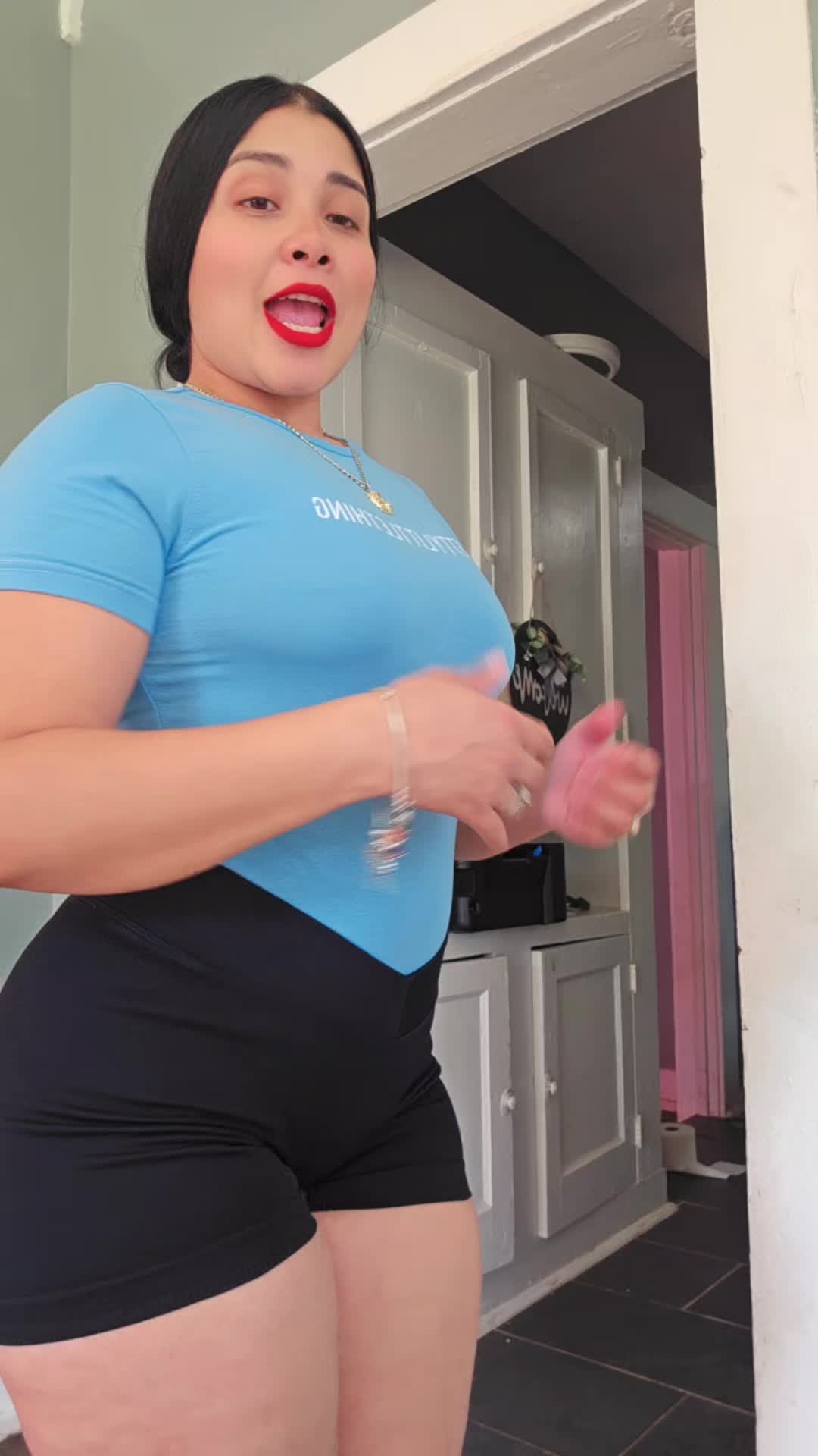 @vanessagaleano504 🍇