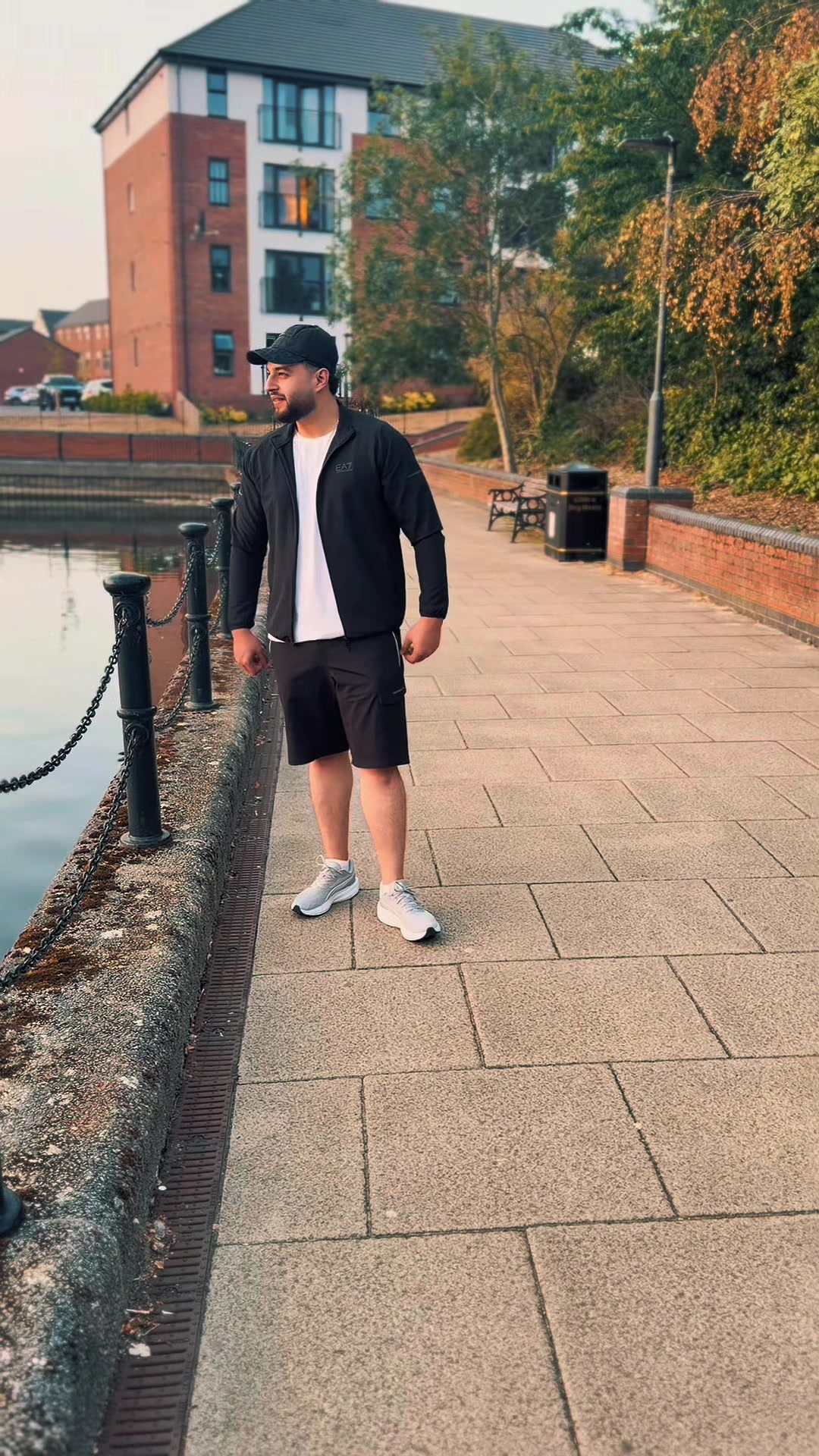 @Malik Mussawar 🇬🇧🇵🇰