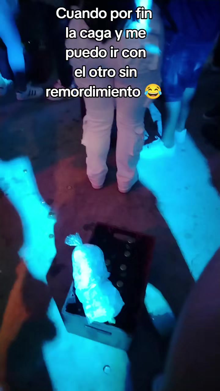 @ꓨǝuǝ ſ🌑🦇