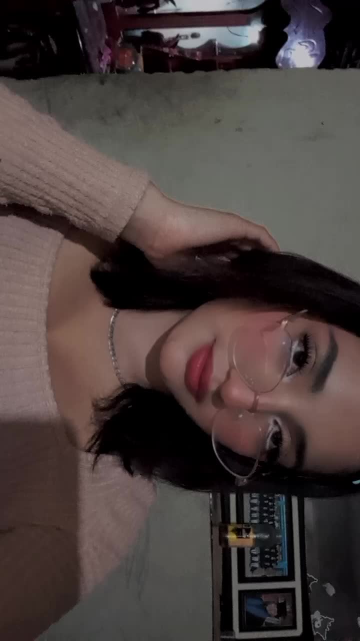@ℭ𝔄𝔐𝔍𝔏𝔄 ℌ𝔈&real;𝔑𝔄𝔑𝔇𝔈ℨ