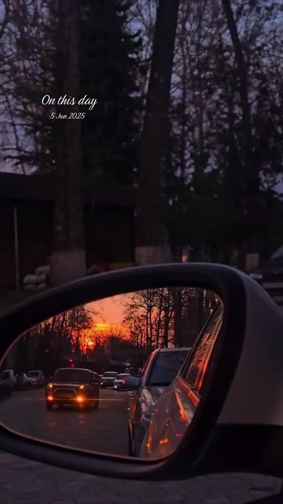 @𝑾𝑻 🚶&zwj;♂️