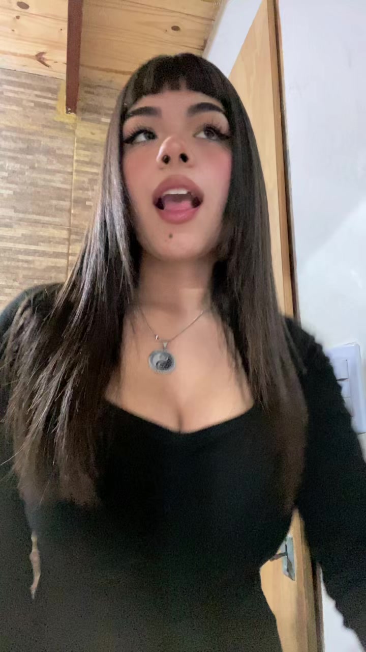 @Candela Roman☦️📿🔮