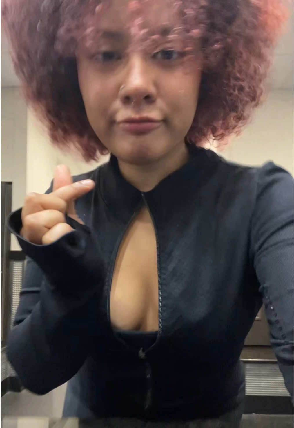 @Linhexists