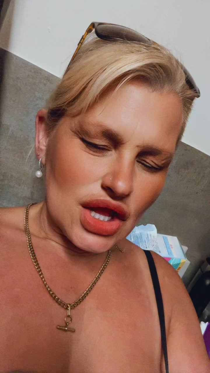 @nikki_19742