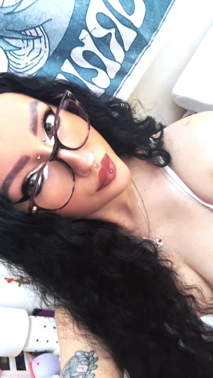 @pinkshroom69