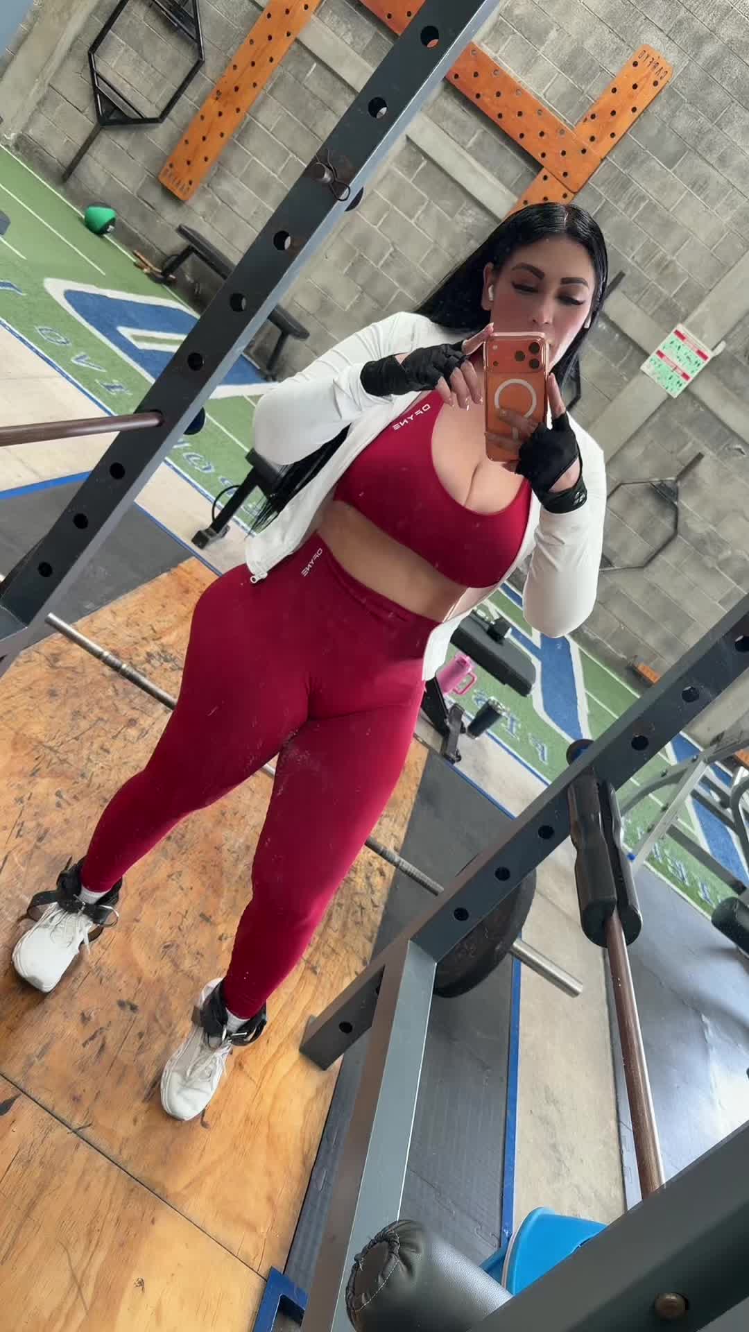 @Karina Fernandez