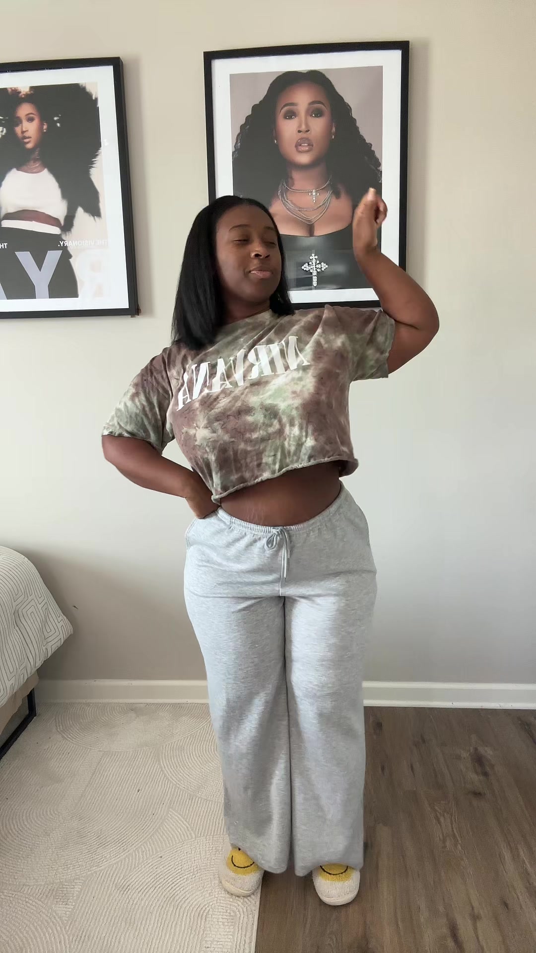 @VIVIAN AZRYA
