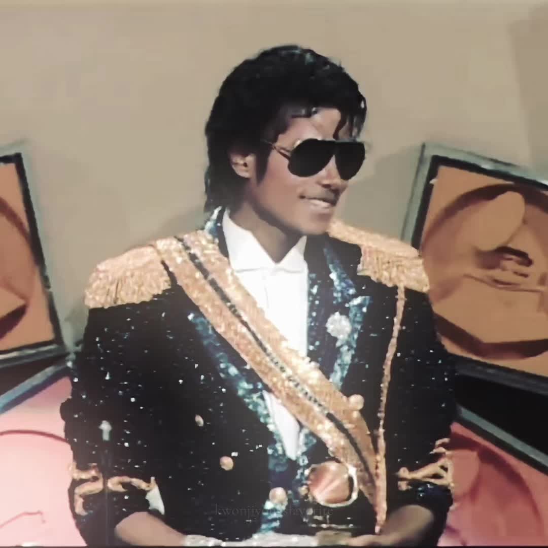 @♡Micheal Jackson’s bae♡