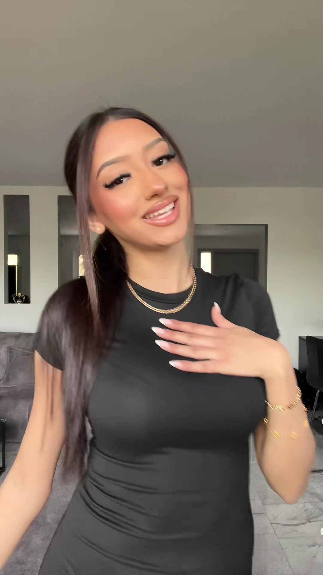 @𝑅