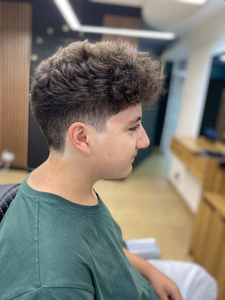 @𝙱𝙰𝚁𝙱𝙴𝚁 𝙻𝙸𝙰 💈