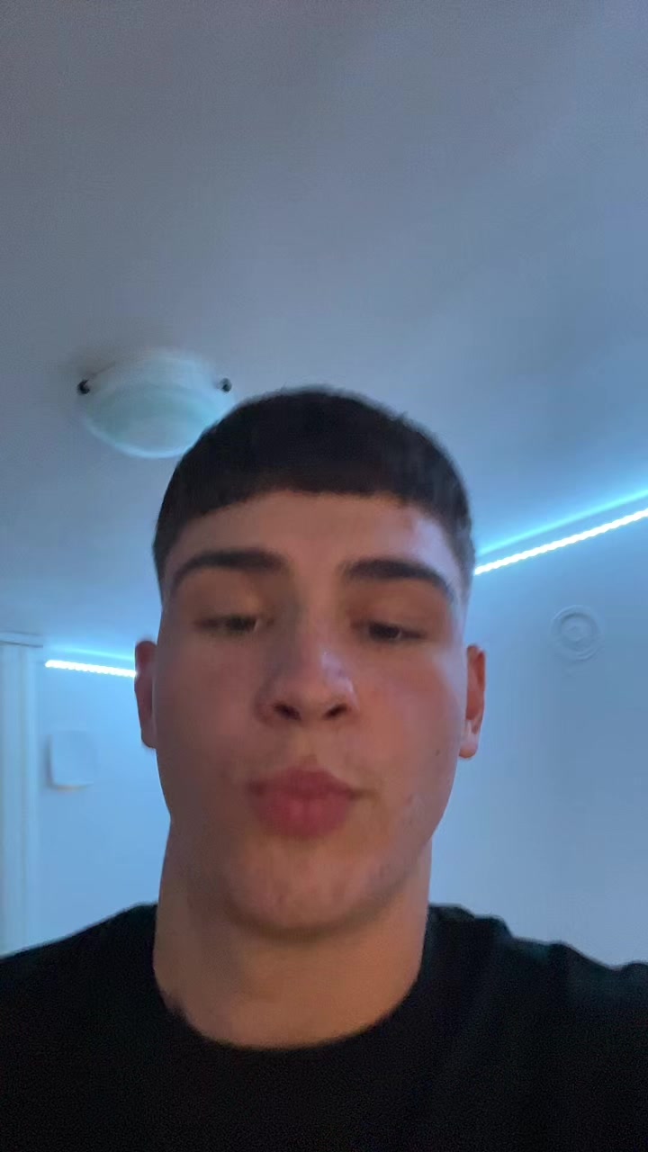 @Arti🐊