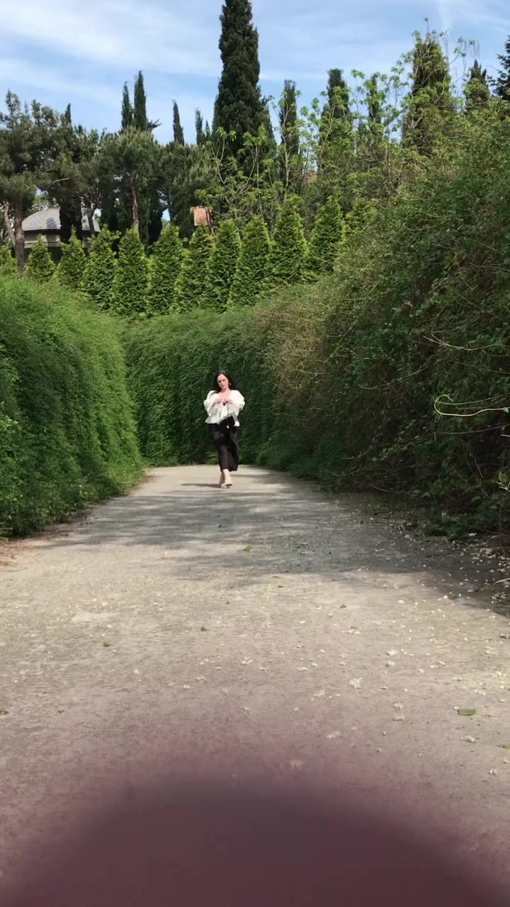 @ilona gegenava