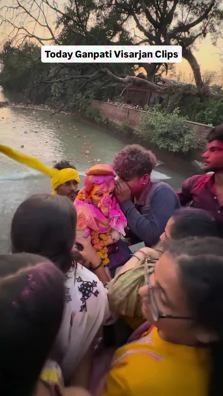 @Yeh Kali Kali ankhe ๐