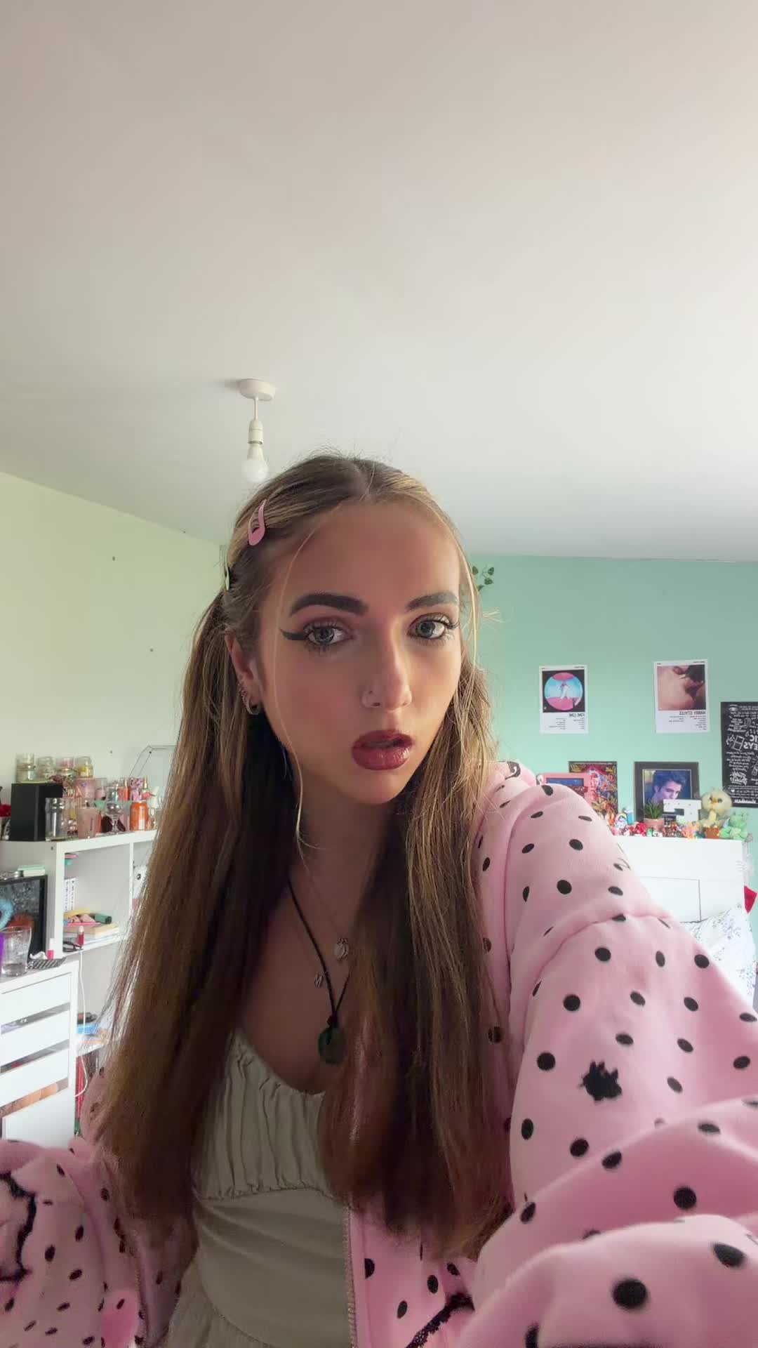 @ems spam ✨🌸🦌