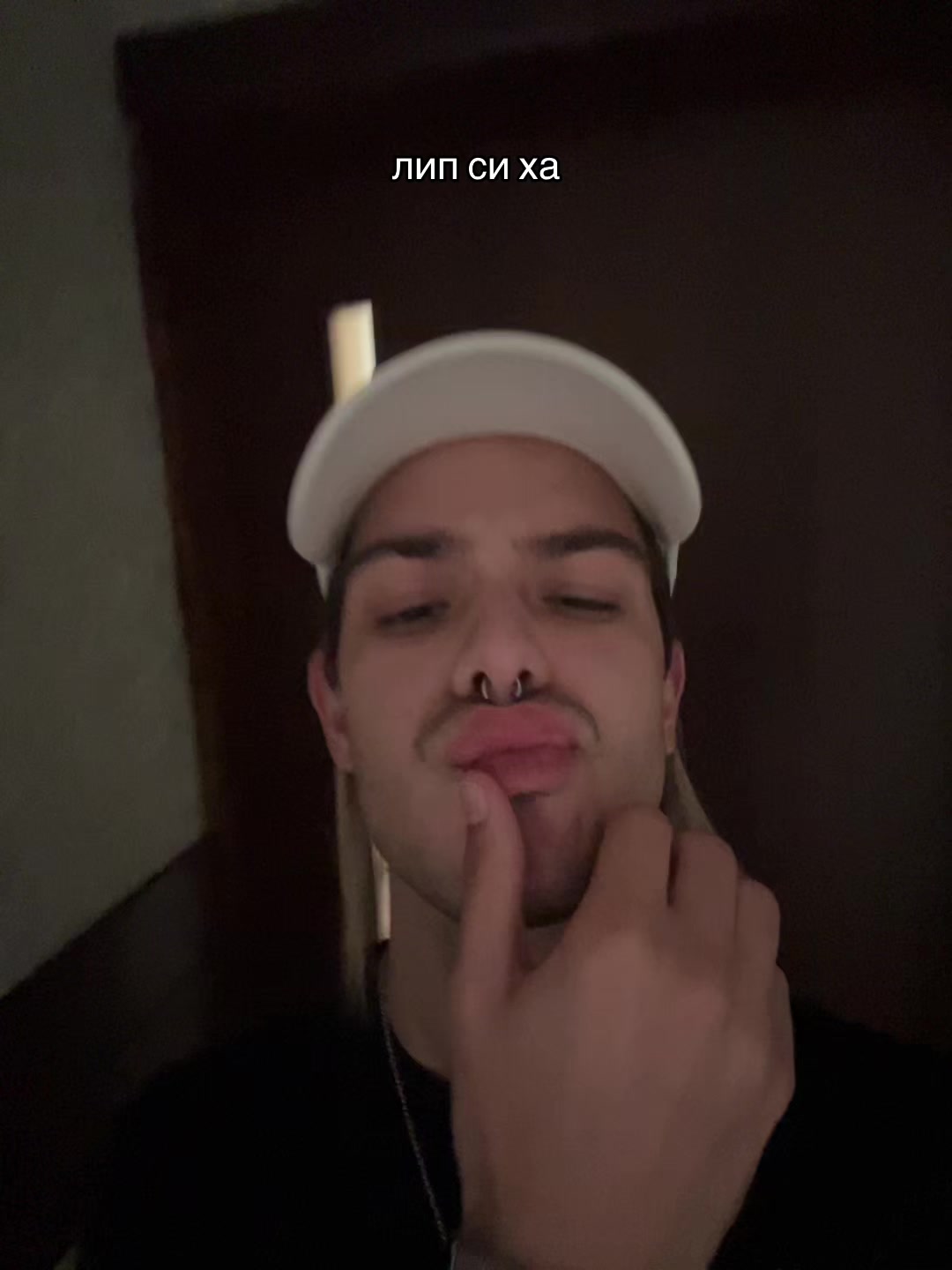@vanish.: