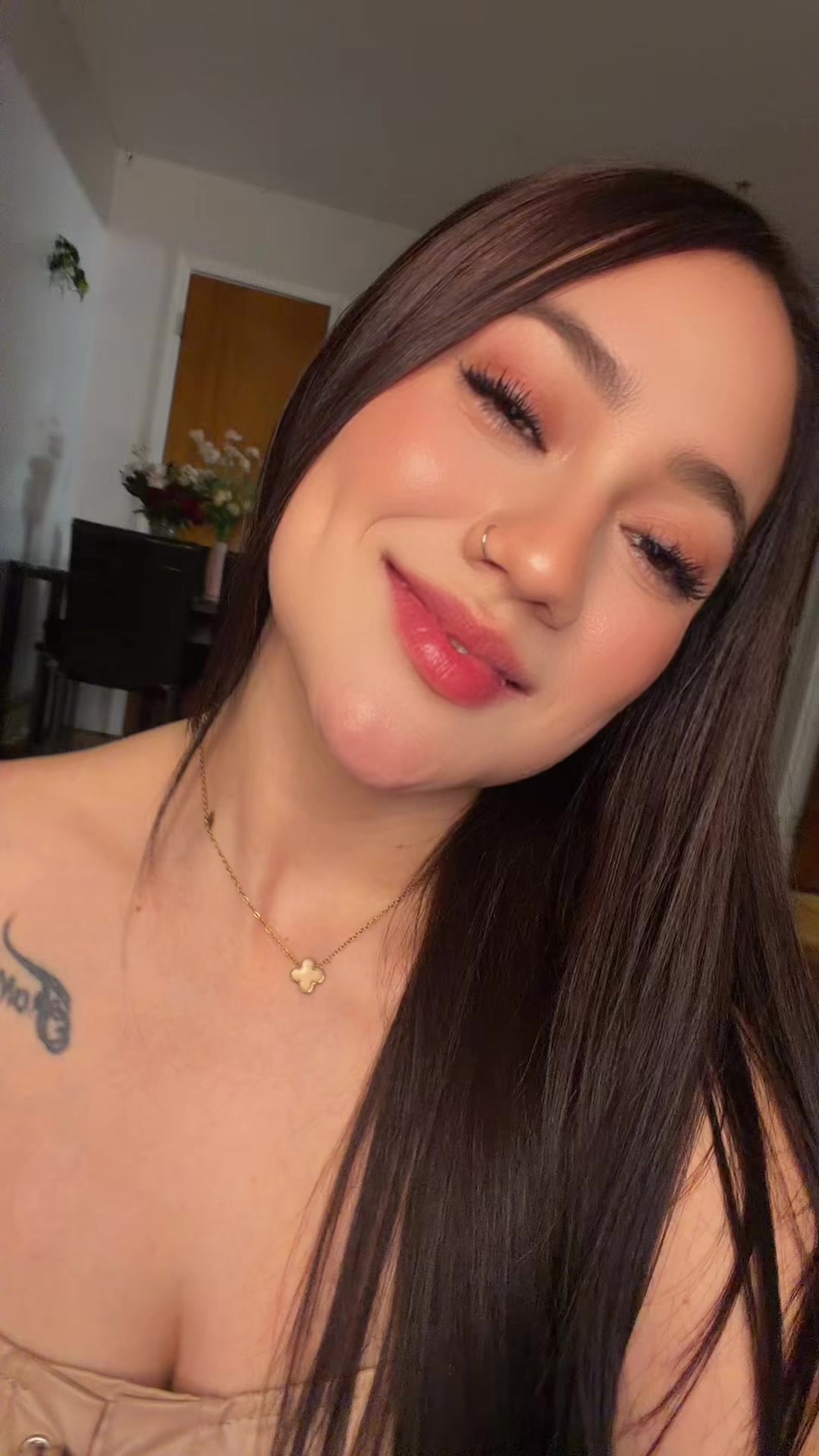@MICAELA PESANTEZ
