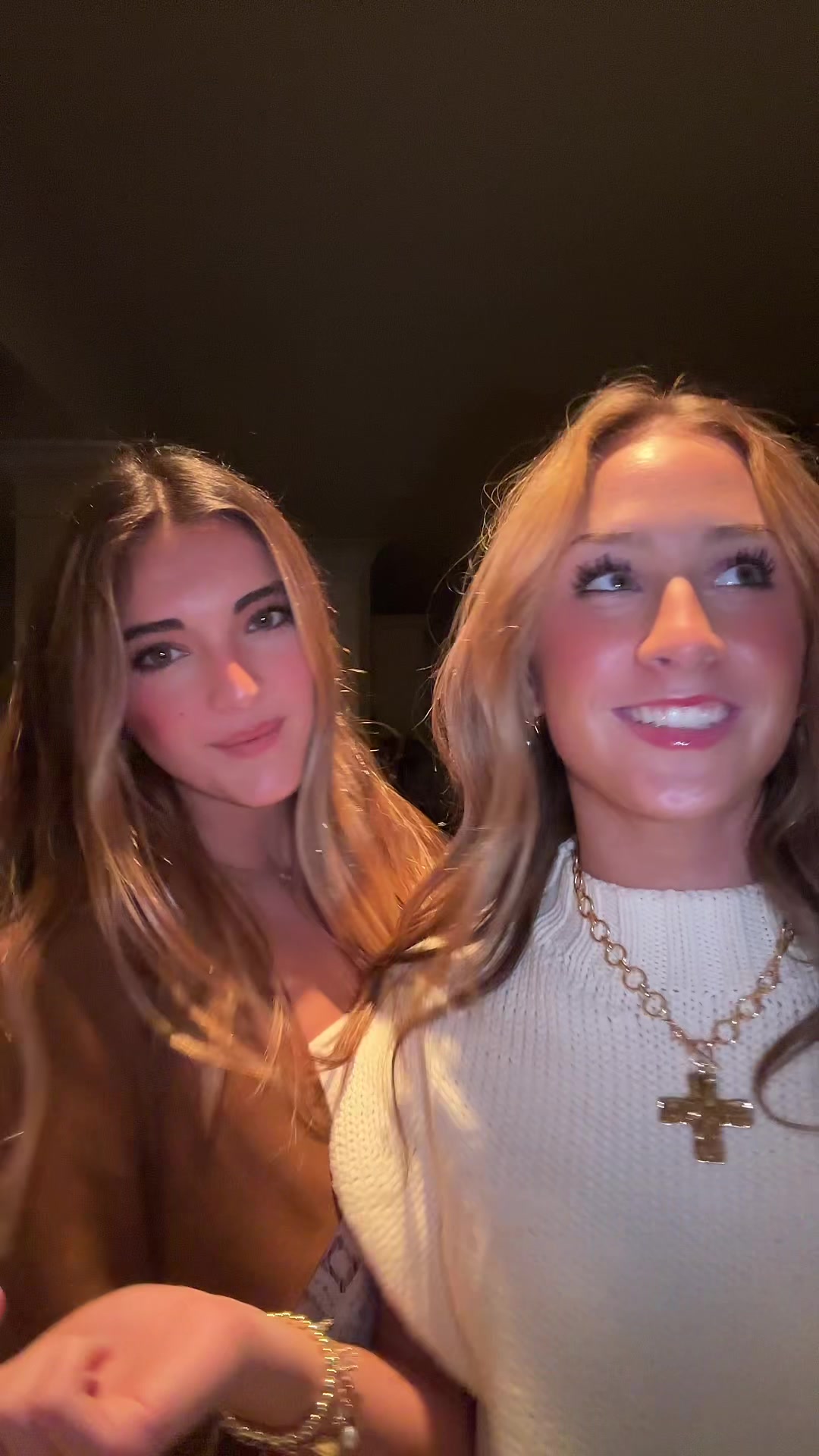 @ariana