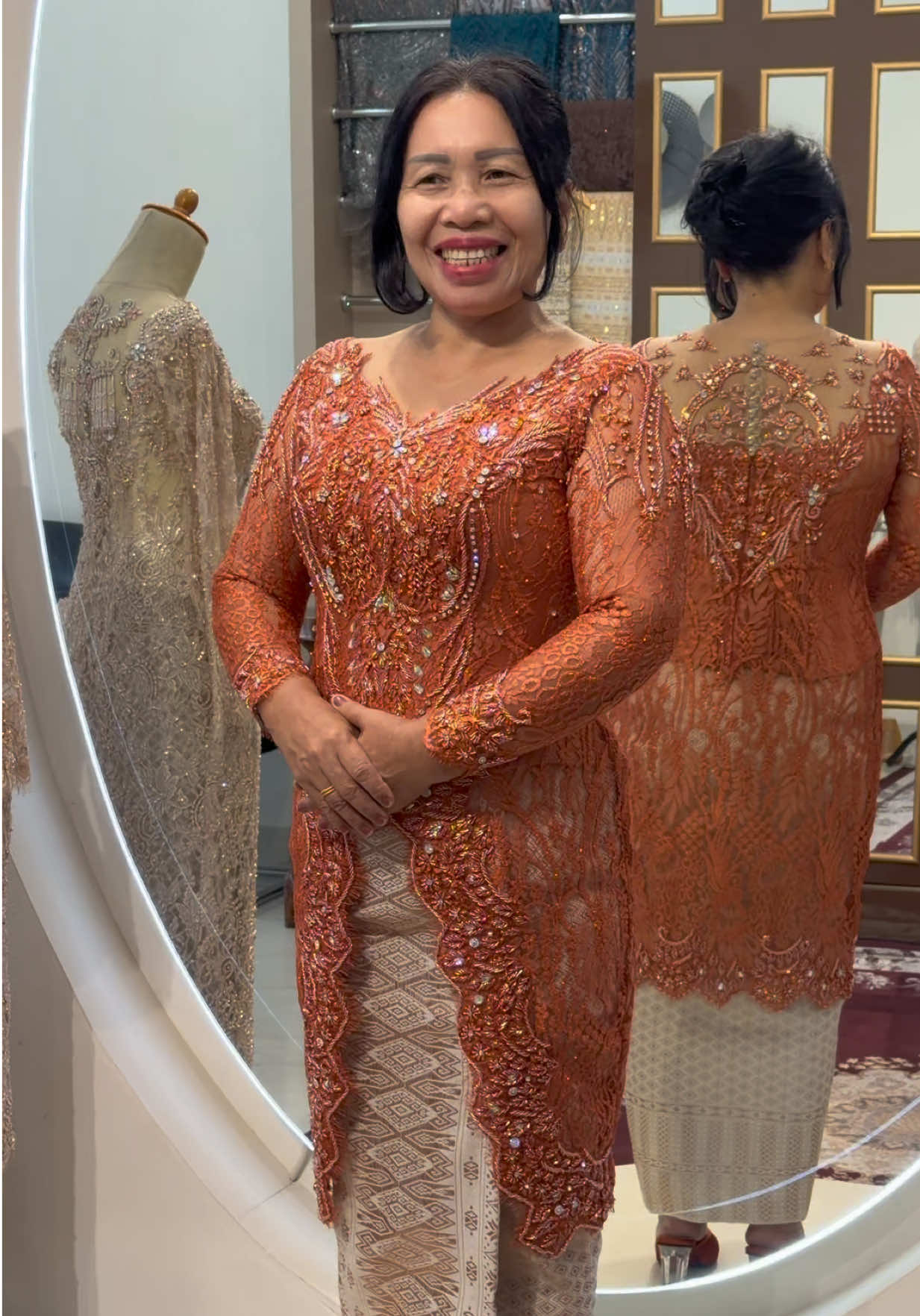 @Suci kebaya