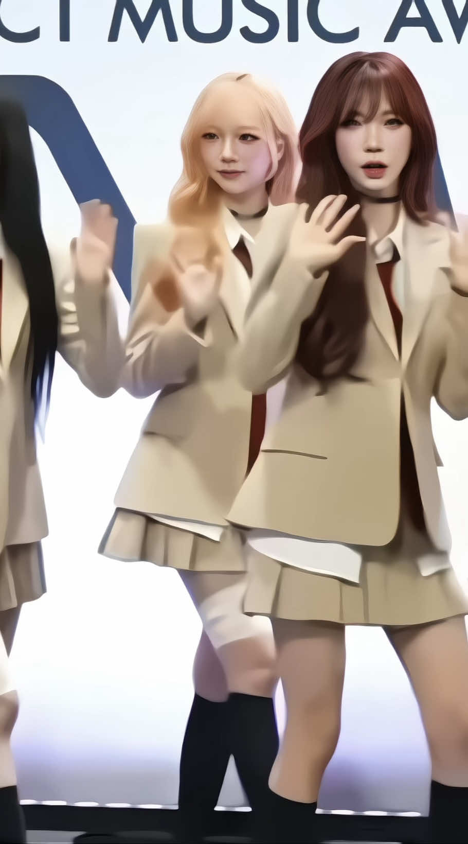 @𝒞𝘭𝘢𝘳𝘢 ❤︎`𝘴 𝒮𝘩𝘪𝘰𝘯