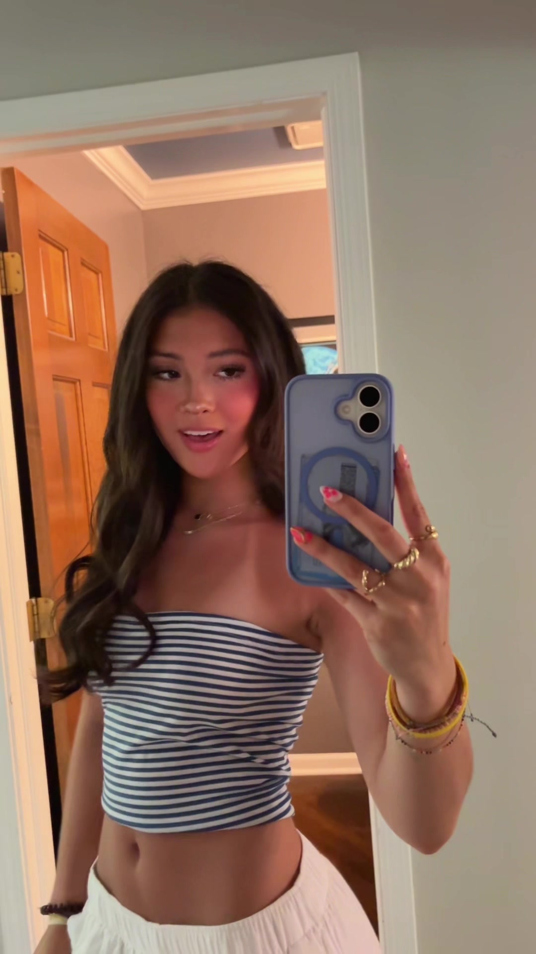 @Liv