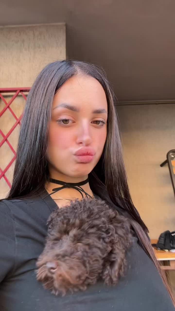 @saradeluca
